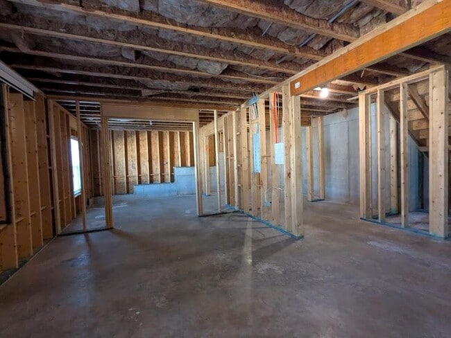 Building Photo - 2034 Britt Dr