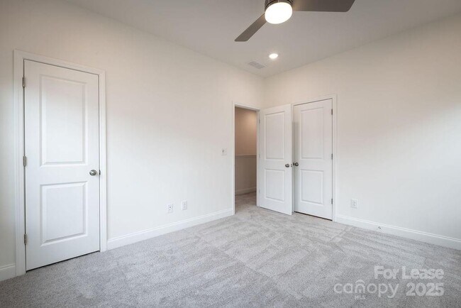 Building Photo - 5021 Cherry Gum Ct