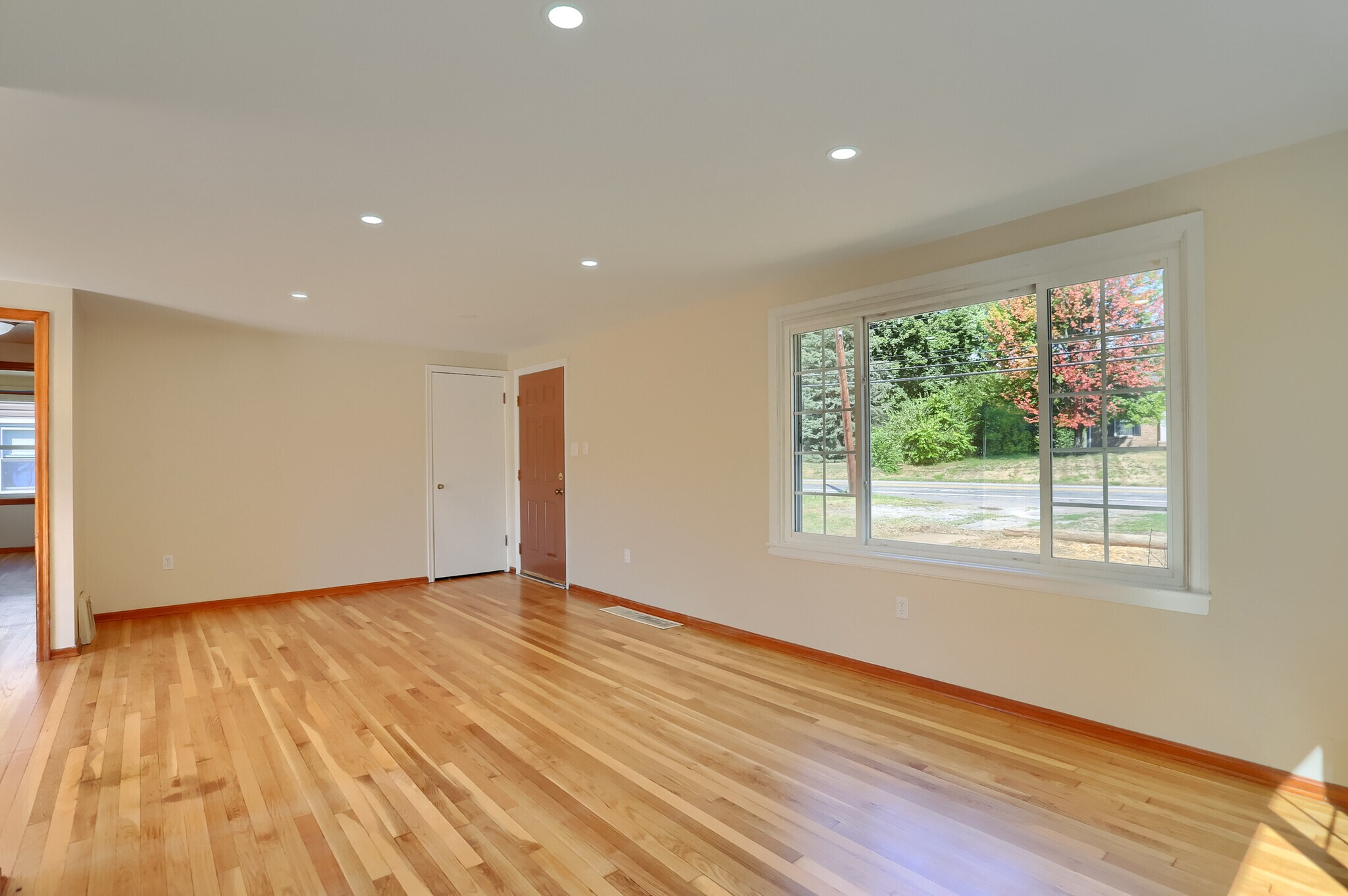 Building Photo - 1311 Midland Beaver Rd