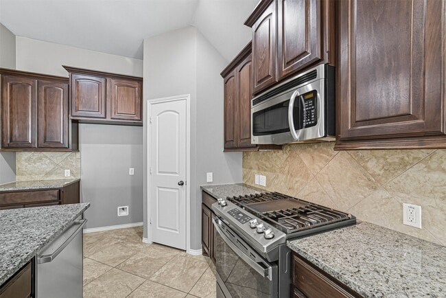 Building Photo - 27119 Postwood Manor Ct
