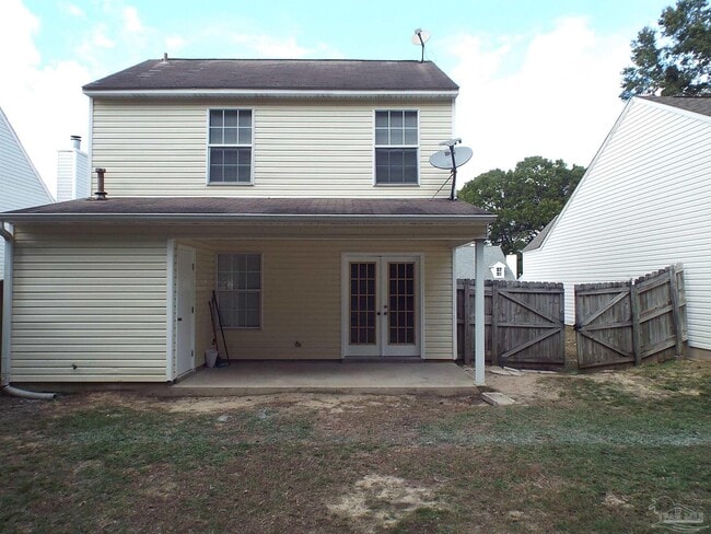 Building Photo - 7033 Weatherwood Dr