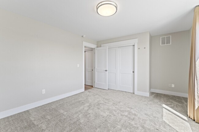 Building Photo - 12567 W Nabesna St