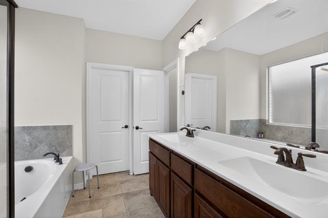 Building Photo - 3912 Crater Cir