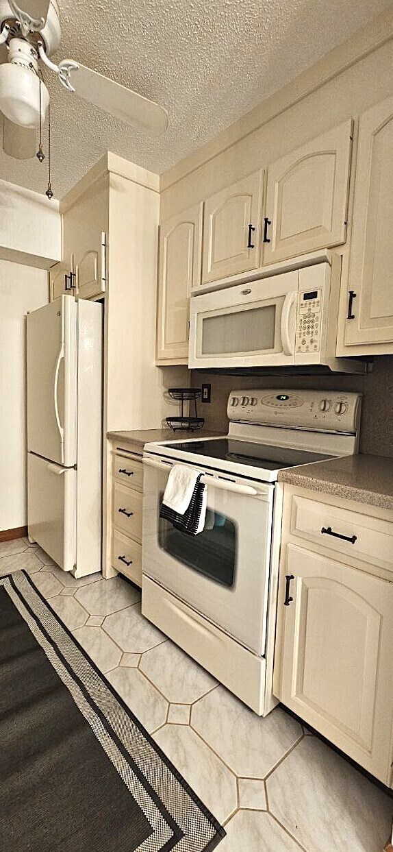 Building Photo - 25 Washington St