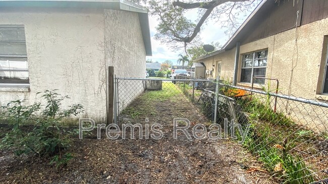 Building Photo - 13019 124th Ave N