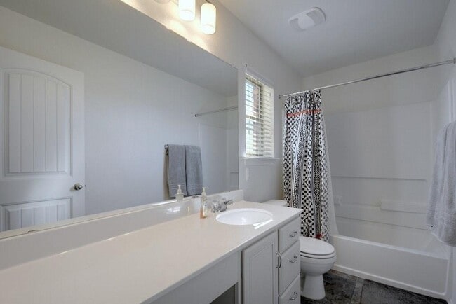 Building Photo - 900 Oatmeal Drive