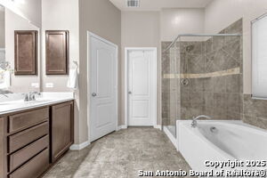 Building Photo - 8427 Buckhorn Parke