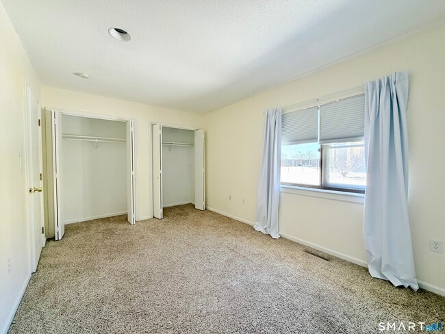 Building Photo - 163 Monticello Dr