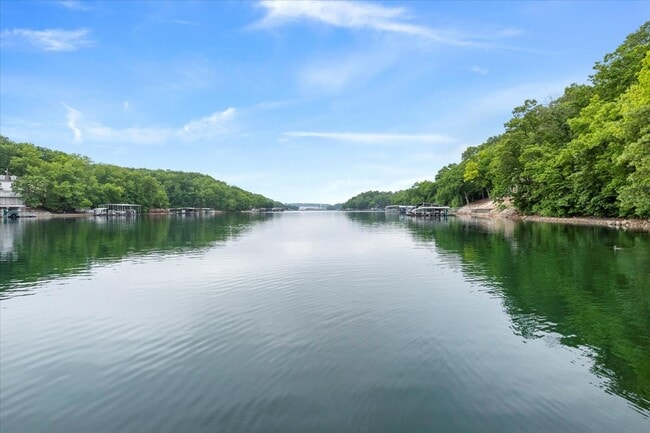 Building Photo - 24 Mimosa Rd