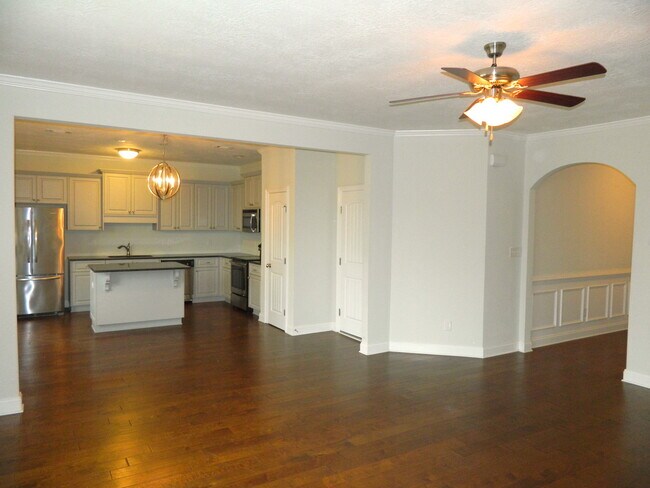 Building Photo - 5564 Connor Dr
