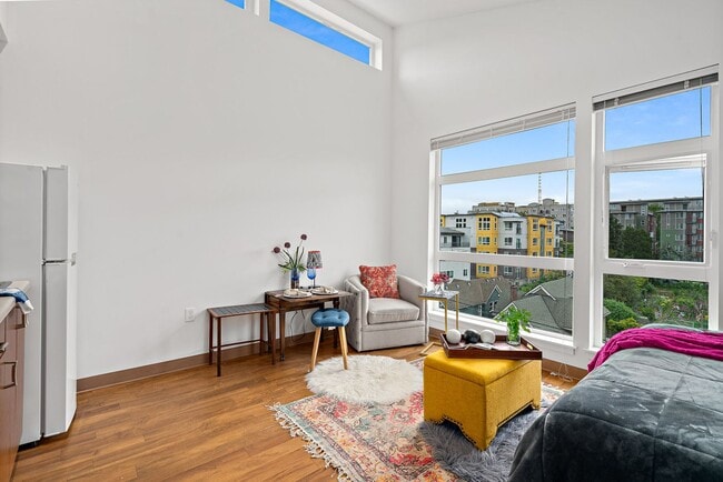 Interior Photo - Portage Bay Flats - Affordable Studio Apar...