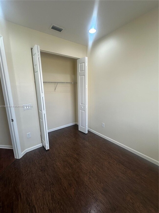 Building Photo - 3924 Passion Flower Rd