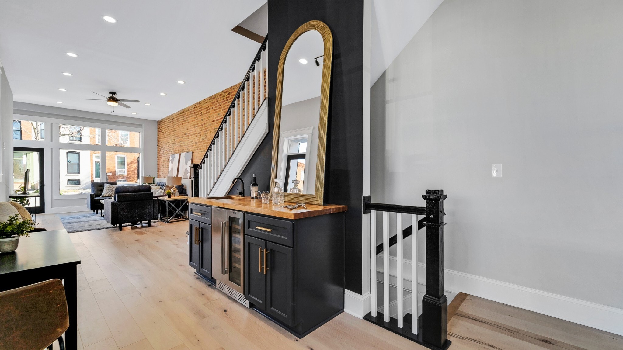 Building Photo - 2613 Fleet St