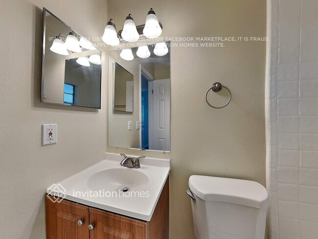 Building Photo - 7204 Lake Marsha Dr