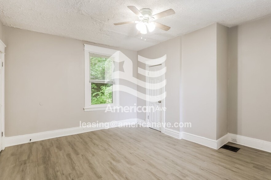 Building Photo - 318 Purcell Ave