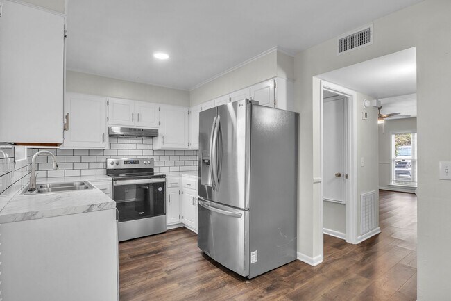 Building Photo - 108 Womack Rd