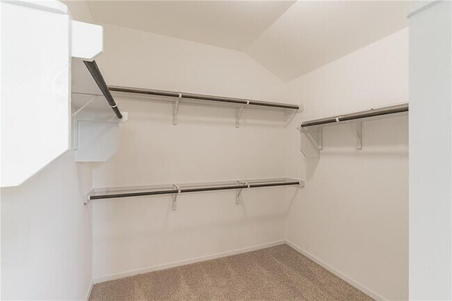 Building Photo - 233 Trailside Ln