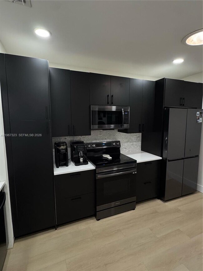 Building Photo - 19217 NW 64th Ct