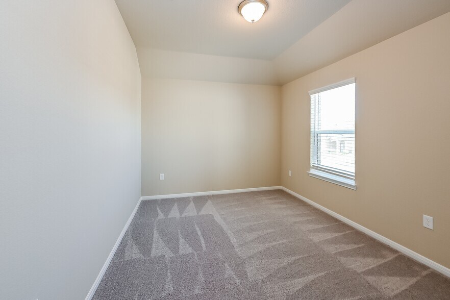 Building Photo - 21315 Cypress Conifer Dr