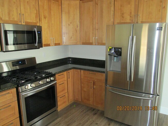 Building Photo - Two-level home located in Coffey Park!