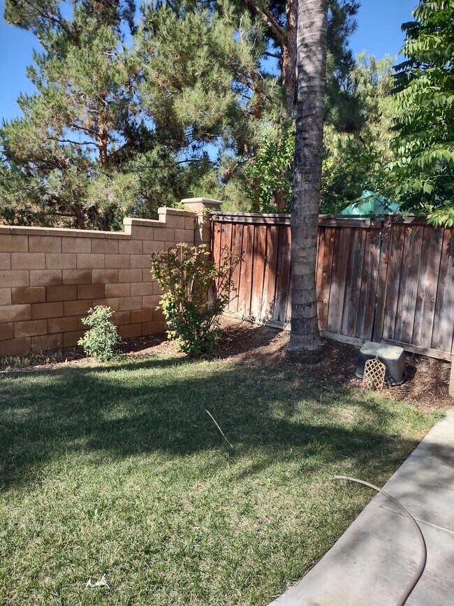 Building Photo - 40543 Chantemar Way