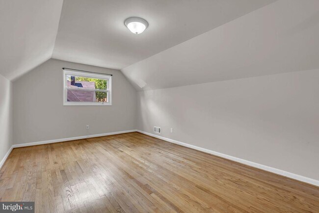 Building Photo - 6004 Mustang Pl
