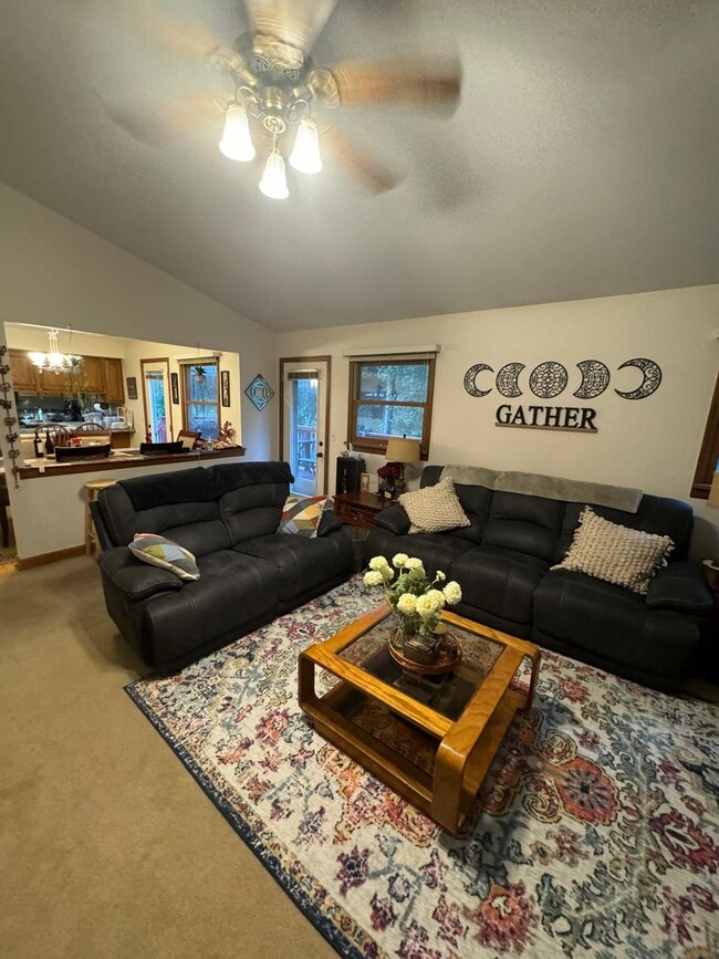 Building Photo - 8976 Lyniss Dr