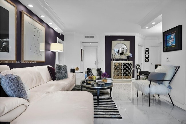 Building Photo - 4775 Collins Ave