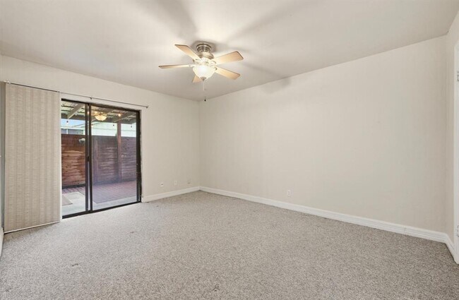 Building Photo - 5011 Fort Clark Dr