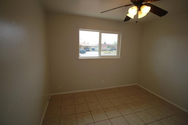 Building Photo - 5725 Waycross Ave