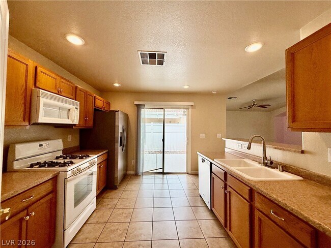 Building Photo - 8618 Lakota St