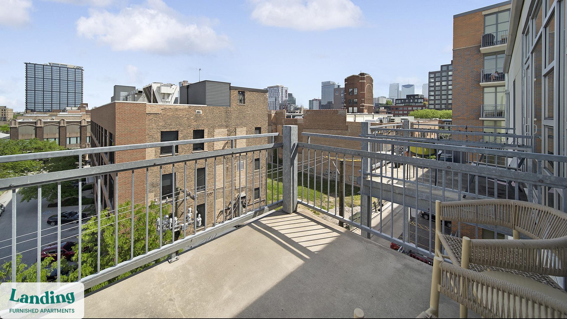 Building Photo - 1222 W Madison St