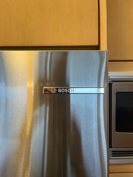 New Refridge - 1122 La Mirada St