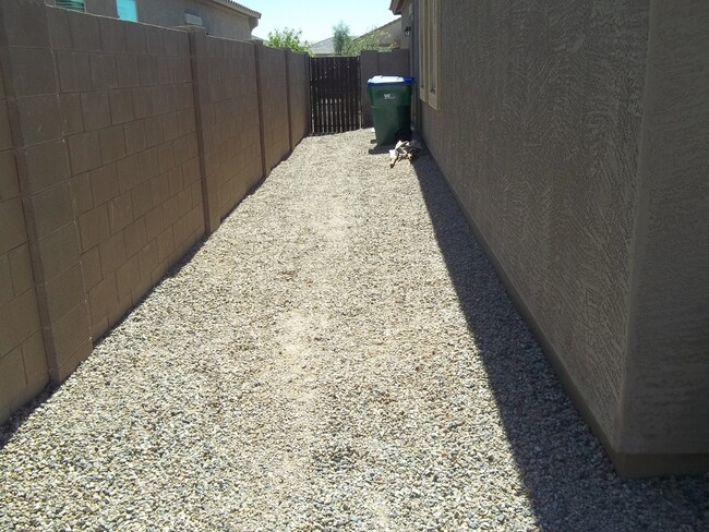 Building Photo - Beautiful Home in Gated Community