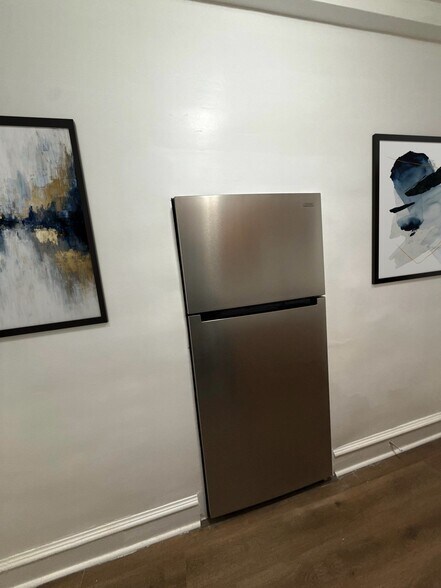 Building Photo - 3514 Clifton Ave