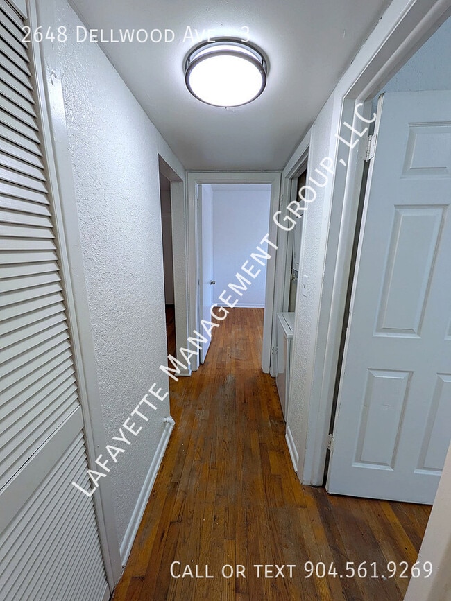 Building Photo - 2648 Dellwood Ave