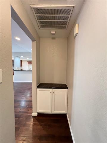 Building Photo - 6151 Alpha Rd