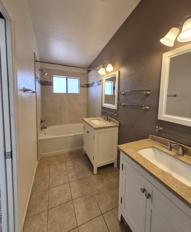 Building Photo - 2741 W Firebrook Rd