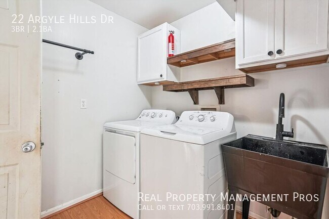 Building Photo - 22 Argyle Hills Dr