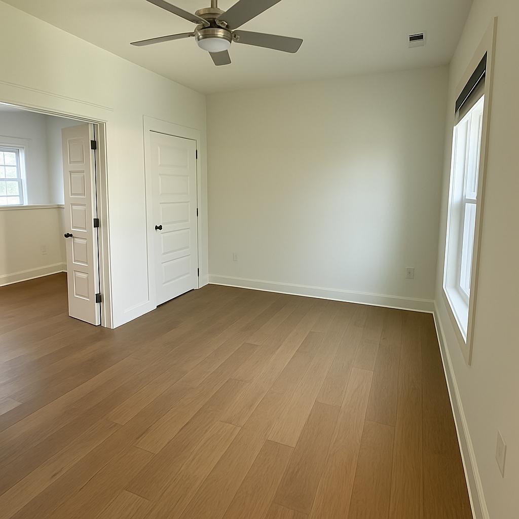 Building Photo - 530 E Park Ave