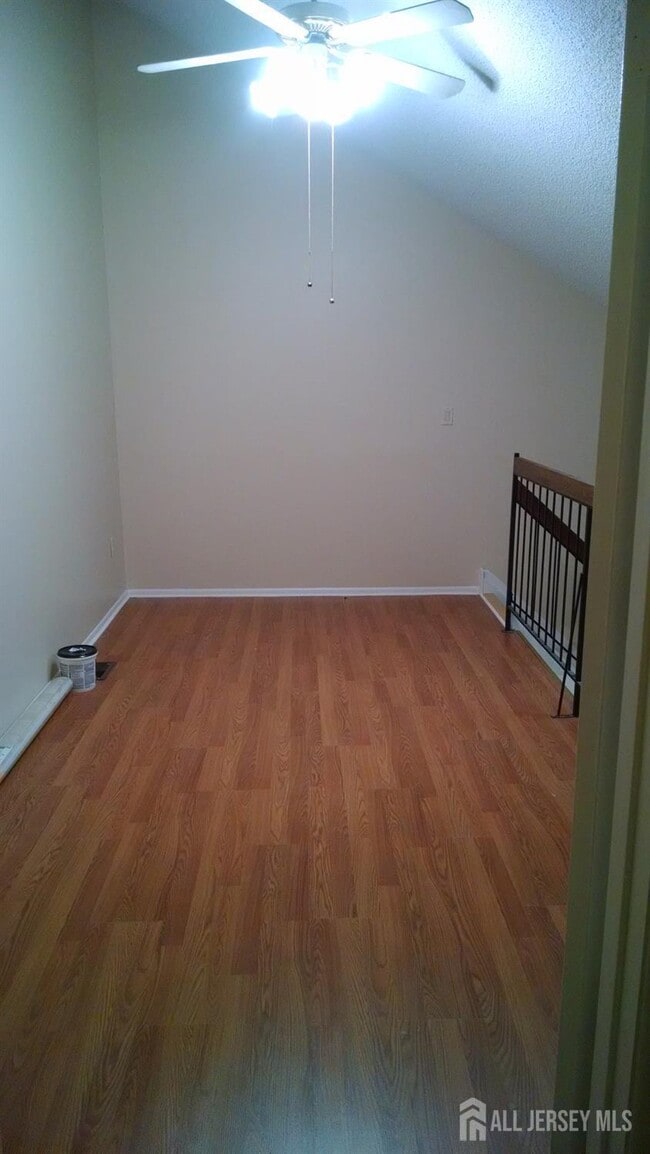 Building Photo - 620 Aspen Dr