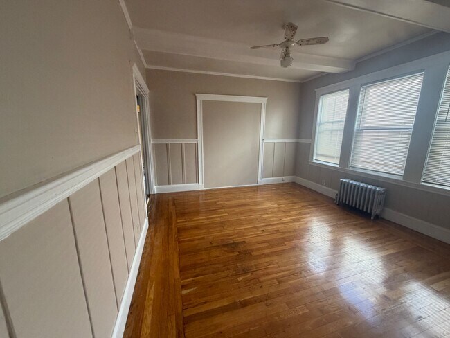 Building Photo - 19 Brockton St