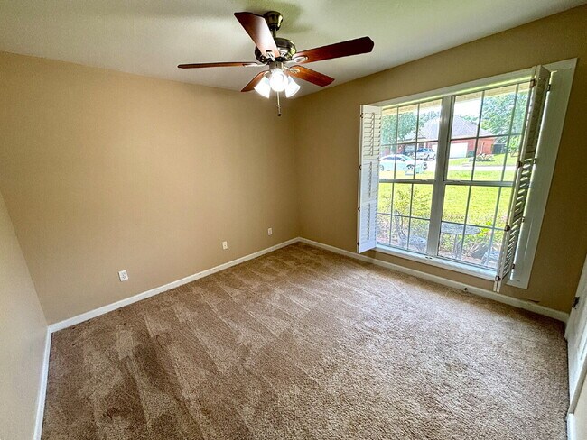 Building Photo - FOR RENT in Dothan , AL!!