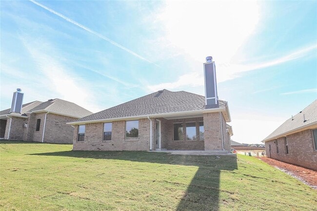 Building Photo - 8201 Mountain Oak Dr