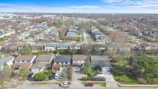 Building Photo - 5238 Pratt Ave