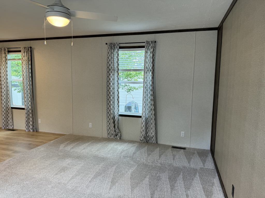 Building Photo - 48579 Leafdale Ct