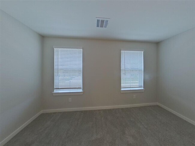 Building Photo - 22816 Terrazzo Dr