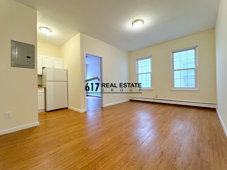 Building Photo - 46 S Huntington Ave