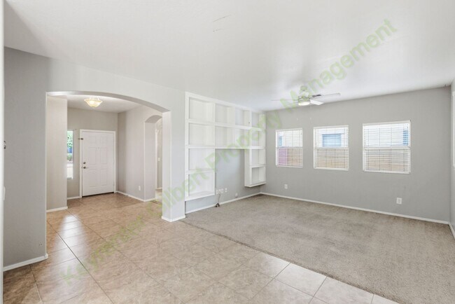 Building Photo - Beautiful 4-Bedroom Home with Split Floor Plan & Spacious Backyard in San Tan Valley!