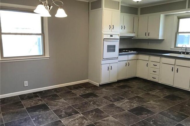 Kitchen / Dining Area - 5896 Brouse Ave